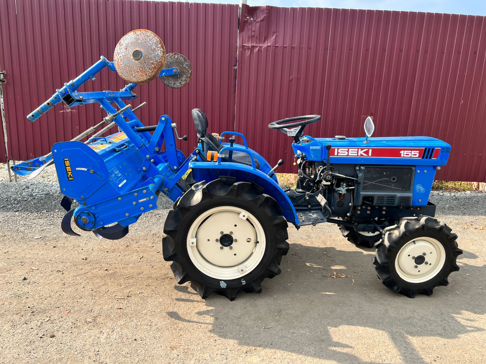 Купить дизельный мини-трактор Iseki TX-155 2006 г.в. (301 машино-час)