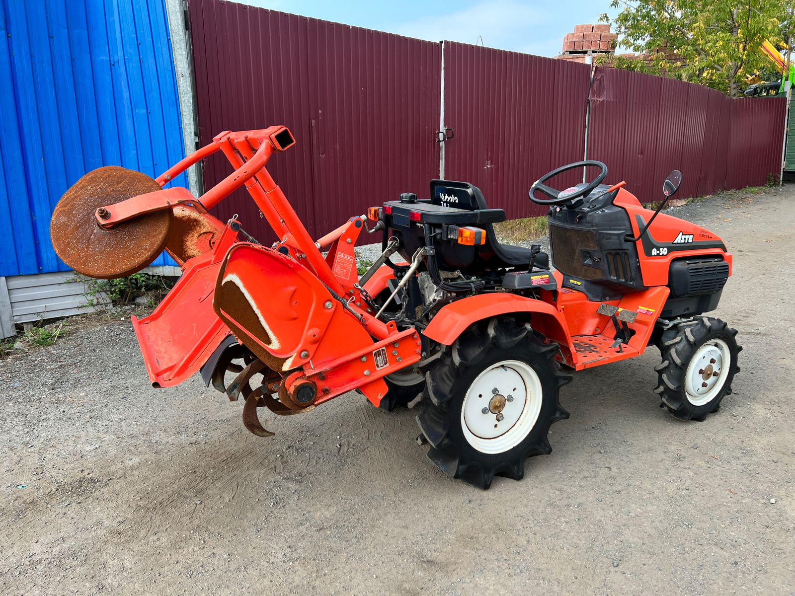 Купить дизельный мини-трактор Kubota A-30 2008 г.в.