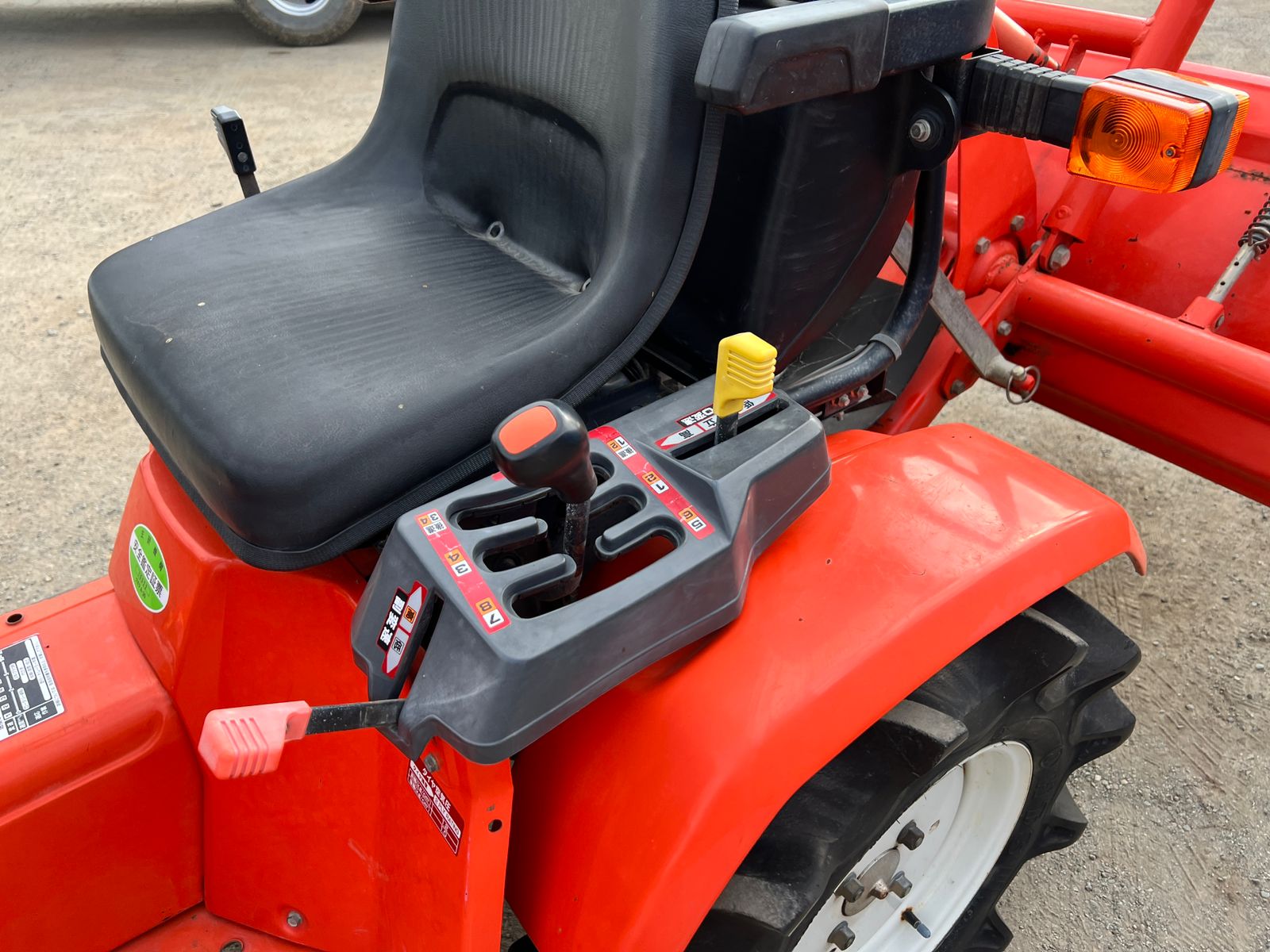 Купить дизельный мини-трактор Kubota A-30 2008 г.в.